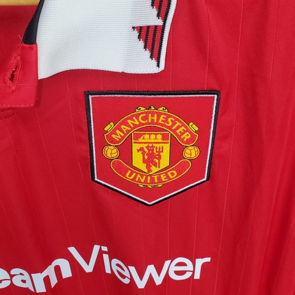 NWOT Manchester United Jersey New size M - Picture 2 of 6